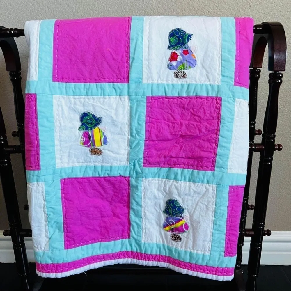 42”x52” Handmade and hand appliqué baby quilt.